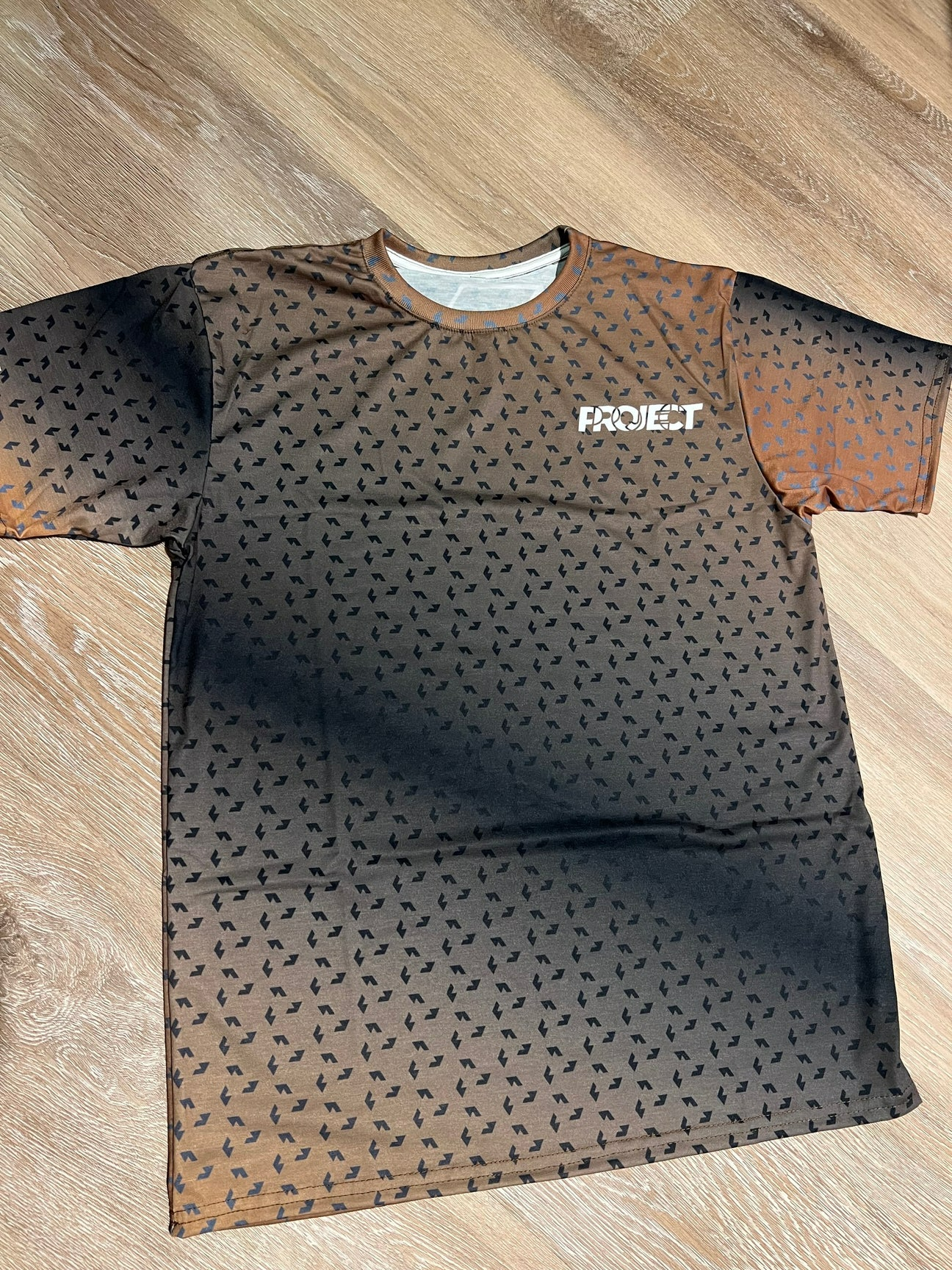 TEE SHIRT BROWN SHARD ICON PROJECT